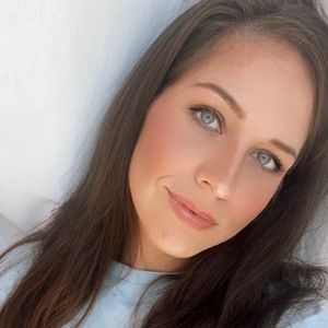 Meet your Posher, Geneva